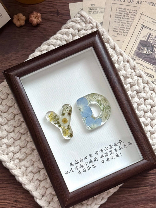 Handmade Resin Name Letter Series with Pressed Flowers β Custom DIY Frame & Keychain Gift for Birthday Blessings - My Store