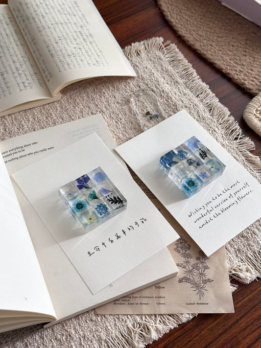 Resin Square Frame with Pressed Flowers & Dried Flower Specimen Customizable Blessing Message - My Store