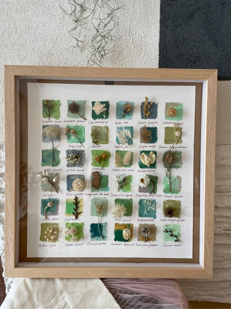 Original Botanical Dried Flower Frame Drawing with Oil Pastel - My Store
