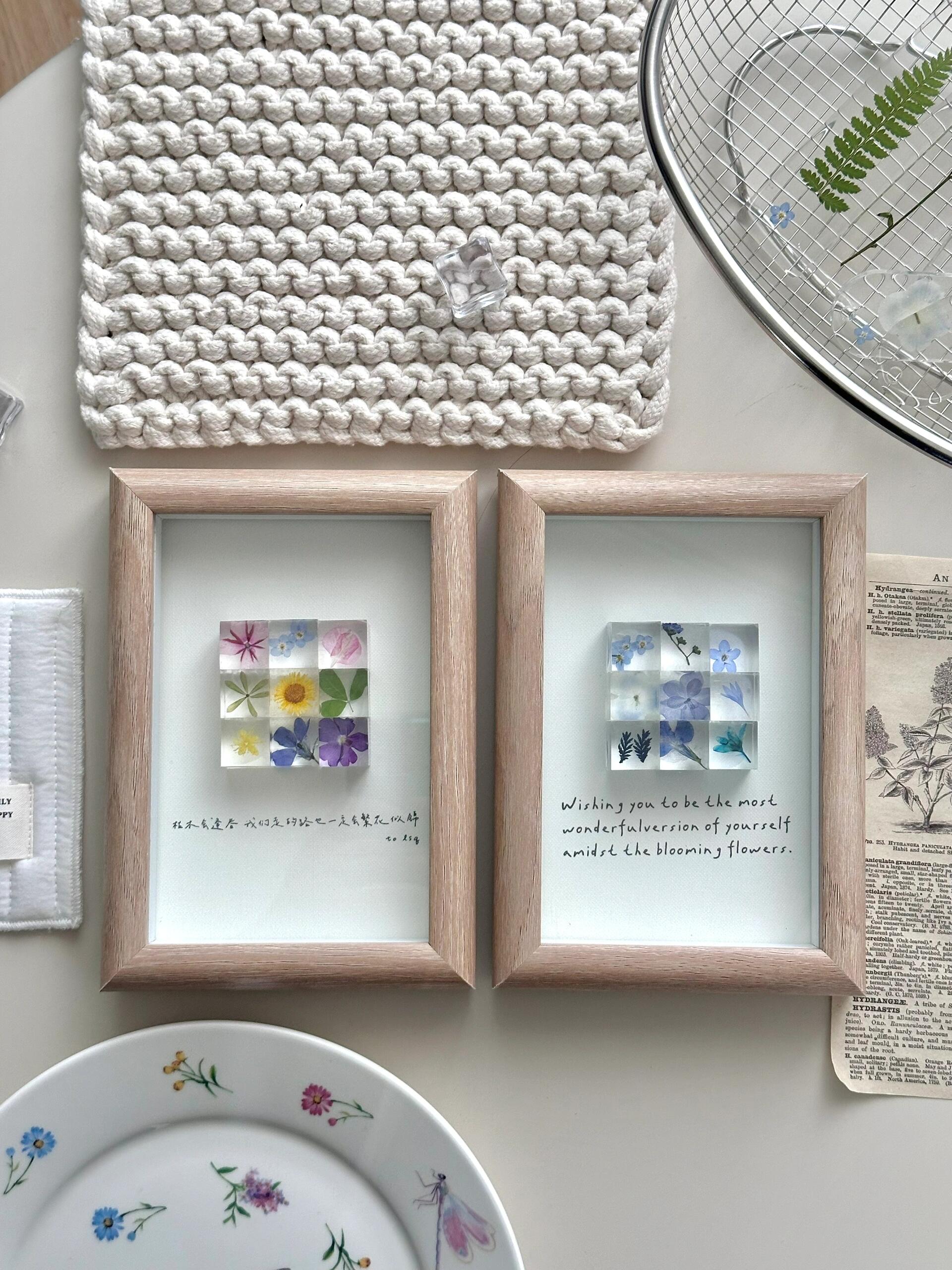 Resin Square Frame with Pressed Flowers & Dried Flower Specimen Customizable Blessing Message - My Store